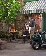 Shake_It_Up_S01E07_1080p_BTD_000758.jpg