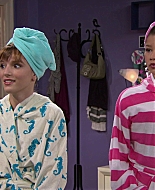 Shake_It_Up_S01E07_1080p_BTD_000975.jpg