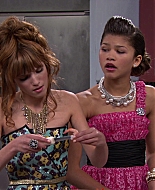 Shake_It_Up_S01E07_1080p_BTD_001463.jpg