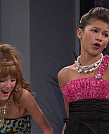 Shake_It_Up_S01E07_1080p_BTD_001657.jpg