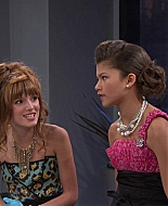 Shake_It_Up_S01E07_1080p_BTD_001696.jpg