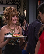 Shake_It_Up_S01E07_1080p_BTD_002033.jpg