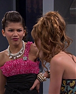 Shake_It_Up_S01E07_1080p_BTD_002374.jpg