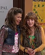 Shake_It_Up_S01E08_1080p_BTD_000305.jpg