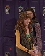 Shake_It_Up_S01E08_1080p_BTD_000378.jpg