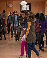 Shake_It_Up_S01E08_1080p_BTD_000463.jpg