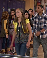 Shake_It_Up_S01E08_1080p_BTD_000538.jpg