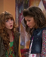 Shake_It_Up_S01E08_1080p_BTD_000588.jpg
