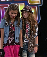 Shake_It_Up_S01E08_1080p_BTD_000886.jpg