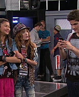 Shake_It_Up_S01E08_1080p_BTD_000902.jpg