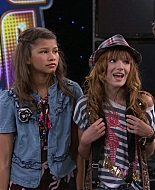 Shake_It_Up_S01E08_1080p_BTD_000930.jpg