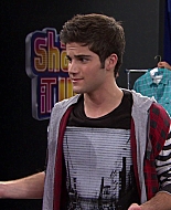 Shake_It_Up_S01E08_1080p_BTD_000959.jpg