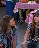 Shake_It_Up_S01E08_1080p_BTD_001332.jpg