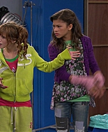 Shake_It_Up_S01E08_1080p_BTD_001744.jpg