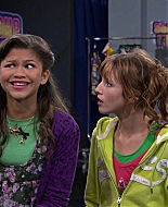 Shake_It_Up_S01E08_1080p_BTD_001894.jpg