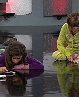 Shake_It_Up_S01E08_1080p_BTD_002088.jpg