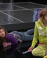 Shake_It_Up_S01E08_1080p_BTD_002106.jpg