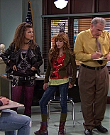 Shake_It_Up_S01E09_1080p_BTD_001508.jpg