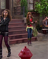 Shake_It_Up_S01E09_1080p_BTD_001691.jpg