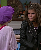 Shake_It_Up_S01E09_1080p_BTD_001914.jpg