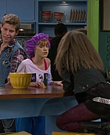 Shake_It_Up_S01E09_1080p_BTD_001958.jpg