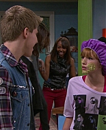 Shake_It_Up_S01E09_1080p_BTD_001965.jpg