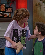 Shake_It_Up_S01E09_1080p_BTD_002088.jpg
