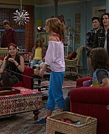 Shake_It_Up_S01E09_1080p_BTD_002191.jpg