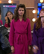Shake_It_Up_S01E10_1080p_BTD_000092.jpg