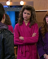 Shake_It_Up_S01E10_1080p_BTD_000102.jpg