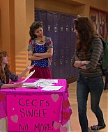 Shake_It_Up_S01E10_1080p_BTD_001221.jpg