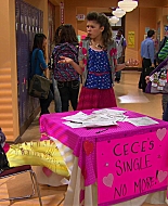 Shake_It_Up_S01E10_1080p_BTD_001305.jpg