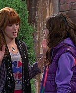 Shake_It_Up_S01E10_1080p_BTD_001332.jpg