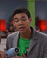 Shake_It_Up_S01E10_1080p_BTD_001897.jpg