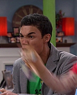 Shake_It_Up_S01E10_1080p_BTD_001919.jpg