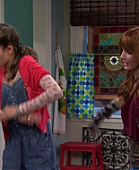 Shake_It_Up_S01E10_1080p_BTD_002039.jpg