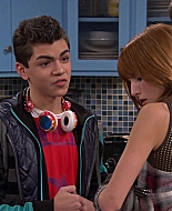 Shake_It_Up_S01E10_1080p_BTD_002166.jpg