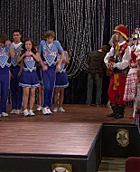 Shake_It_Up_S01E11_1080p_BTD_001104.jpg