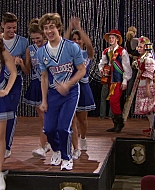 Shake_It_Up_S01E11_1080p_BTD_001112.jpg