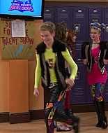 Shake_It_Up_S01E11_1080p_BTD_001466.jpg