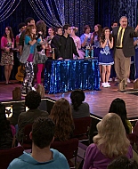 Shake_It_Up_S01E11_1080p_BTD_002907.jpg