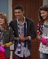 Shake_It_Up_S01E12_1080p_BTD_000557.jpg