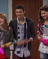 Shake_It_Up_S01E12_1080p_BTD_000558.jpg