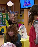 Shake_It_Up_S01E12_1080p_BTD_000656.jpg