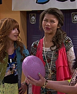 Shake_It_Up_S01E12_1080p_BTD_000840.jpg