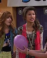 Shake_It_Up_S01E12_1080p_BTD_000842.jpg