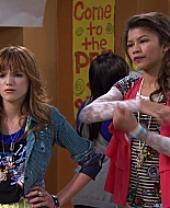 Shake_It_Up_S01E12_1080p_BTD_000867.jpg
