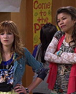 Shake_It_Up_S01E12_1080p_BTD_000868.jpg