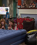 Shake_It_Up_S01E12_1080p_BTD_001040.jpg