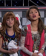 Shake_It_Up_S01E12_1080p_BTD_001709.jpg
